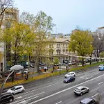 Celeste - Ultracentral, Square I Carpark I Balcony Бухарест