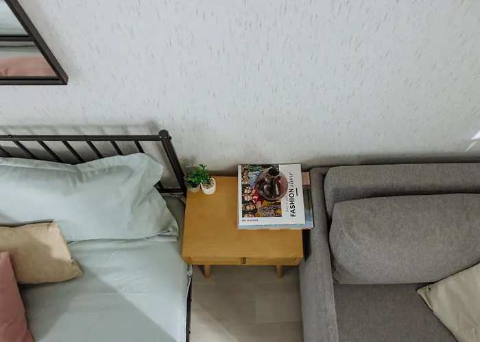 Celeste - Ultracentral, Square * Bucureşti