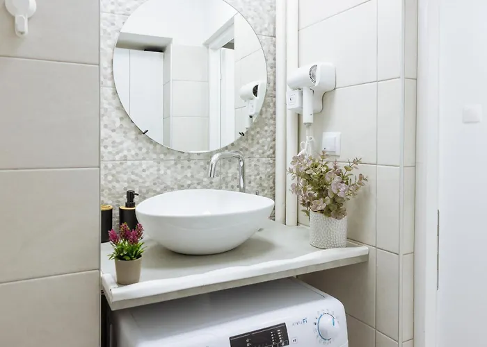 Celeste - Ultracentral, Square *