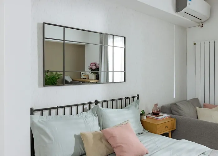 Celeste - Ultracentral, Square