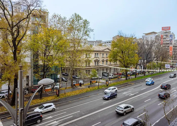 Celeste - Ultracentral, Square Bucureşti