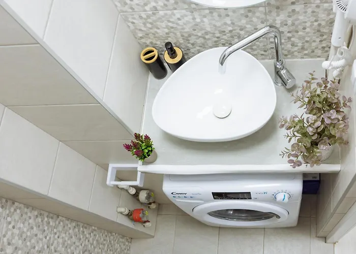 Celeste - Ultracentral, Square