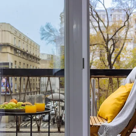 Appartement Celeste - Ultracentral, Square I Carpark I Balcony *